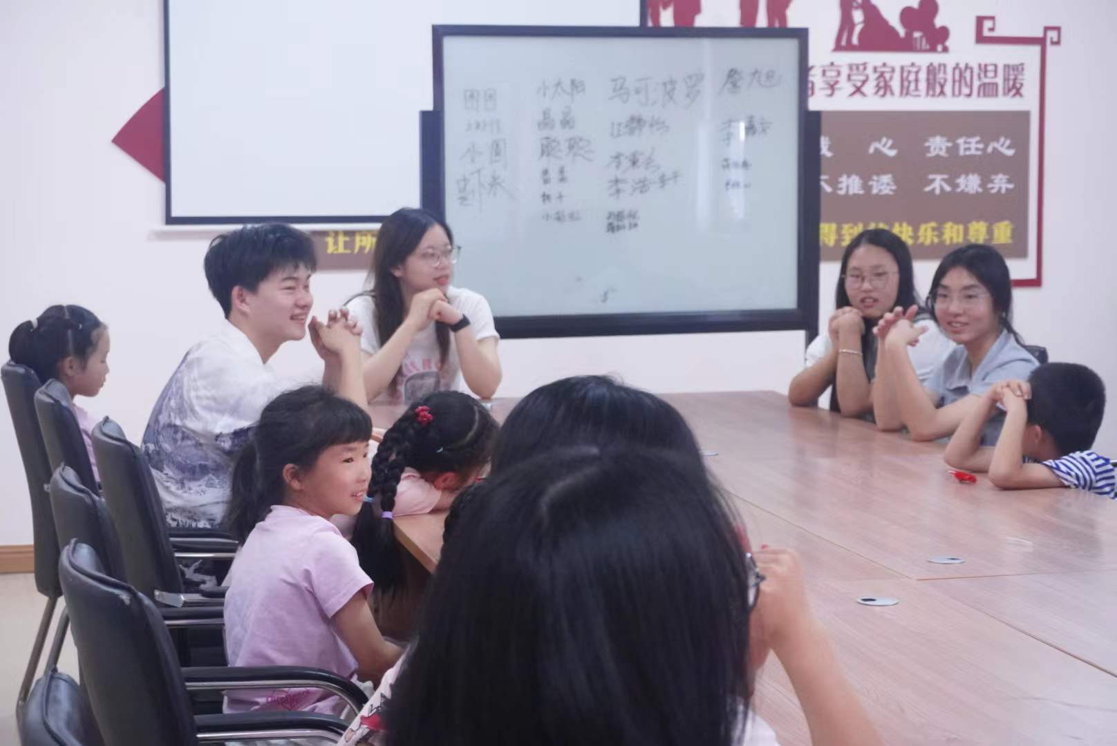 Wing Kids���l����ͯ�С����c����֮�⣬���l��֮�d