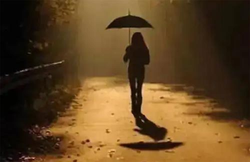 �v��У�@������������r