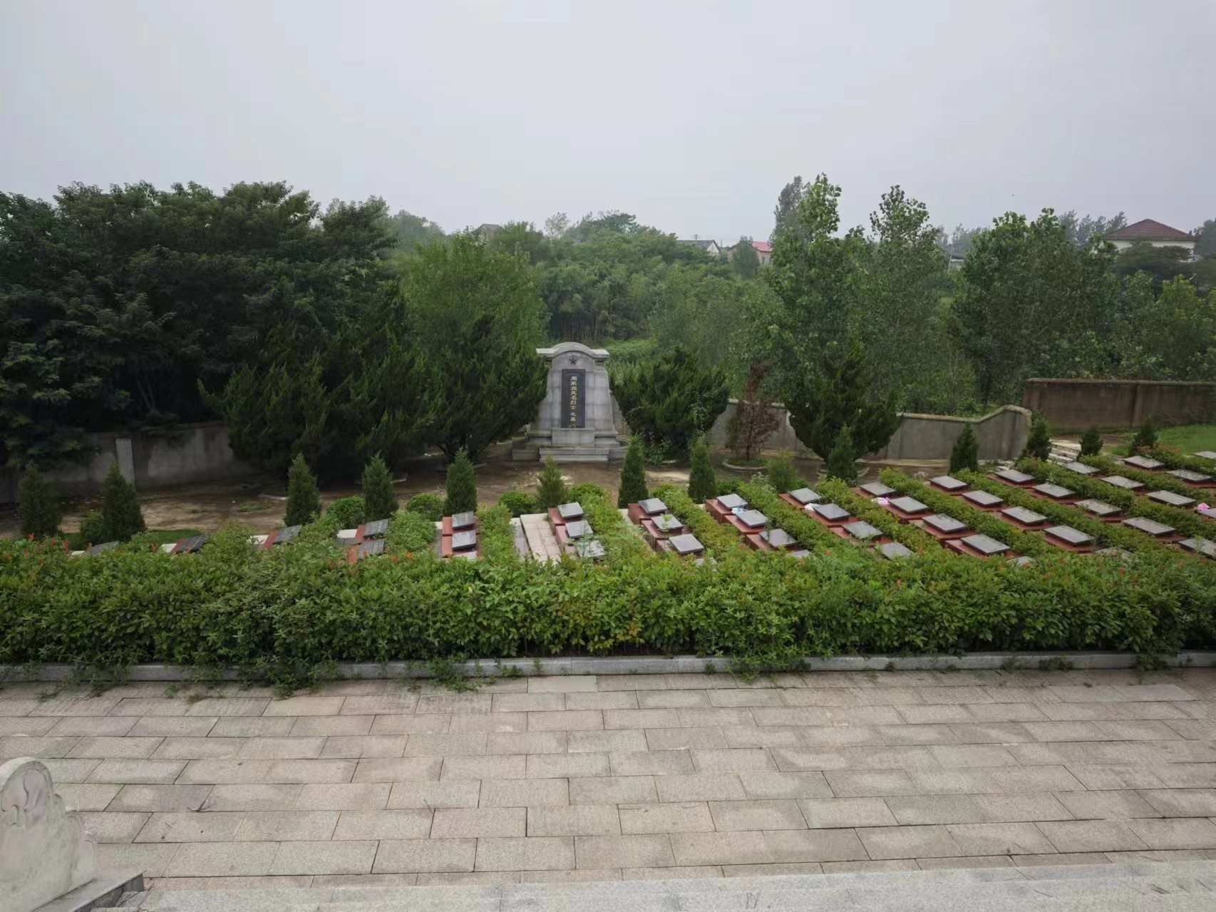 ׷���tɫ���E����P�tɫ�Ļ�