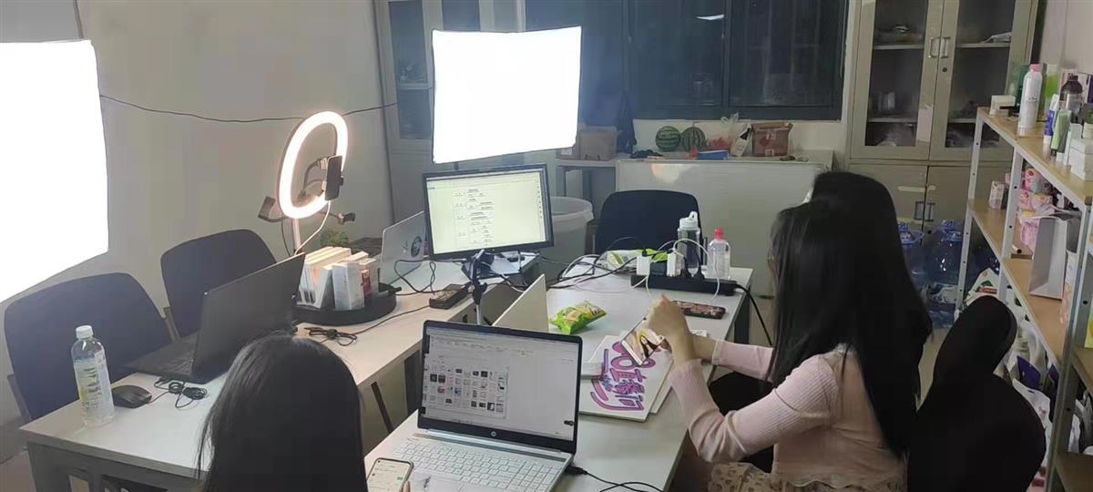 2000������4С�r�ۿգ���W�����r���I�á�������