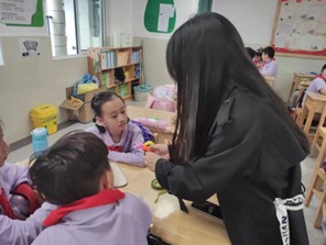 �V�������l(xi��ng)֮�P(gu��n)�����؃�ͯ