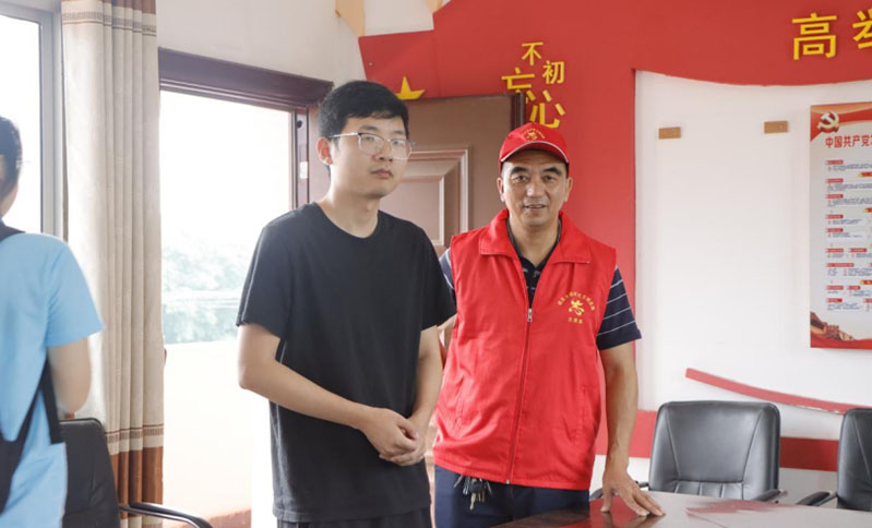 ���l(xi��ng)�� �П�ۡ����������b�WԺ���ČWԺ���̞����ꡱ�{(di��o)�ЈF�^�l(xi��ng)�����d֮�ž����f