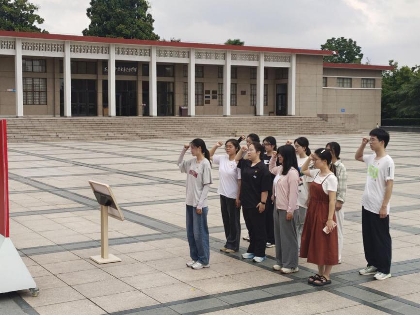 �Ϸʴ�W��Ӌ�W�W���h֧�����Ϸ���ɽ��ʿ��@�_չ���}