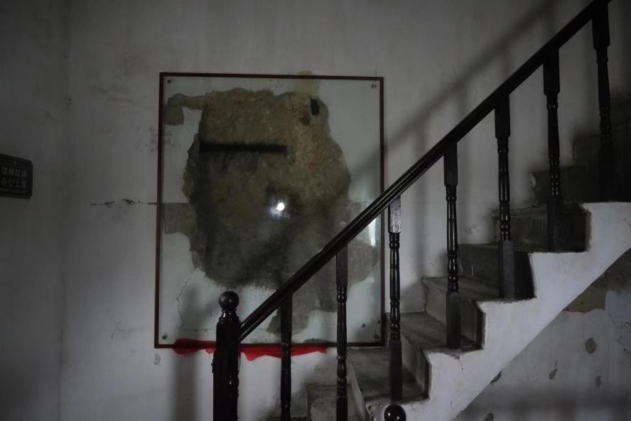 ���Lѩ��ɣ���b���A֮��