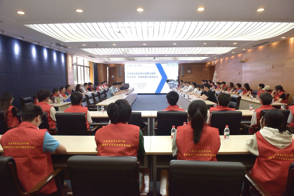 ���ഺ֮�ң����l(xi��ng)��֮�s  ������ǧ�l(xi��ng)�f�塱־Ը���(d��ng)��