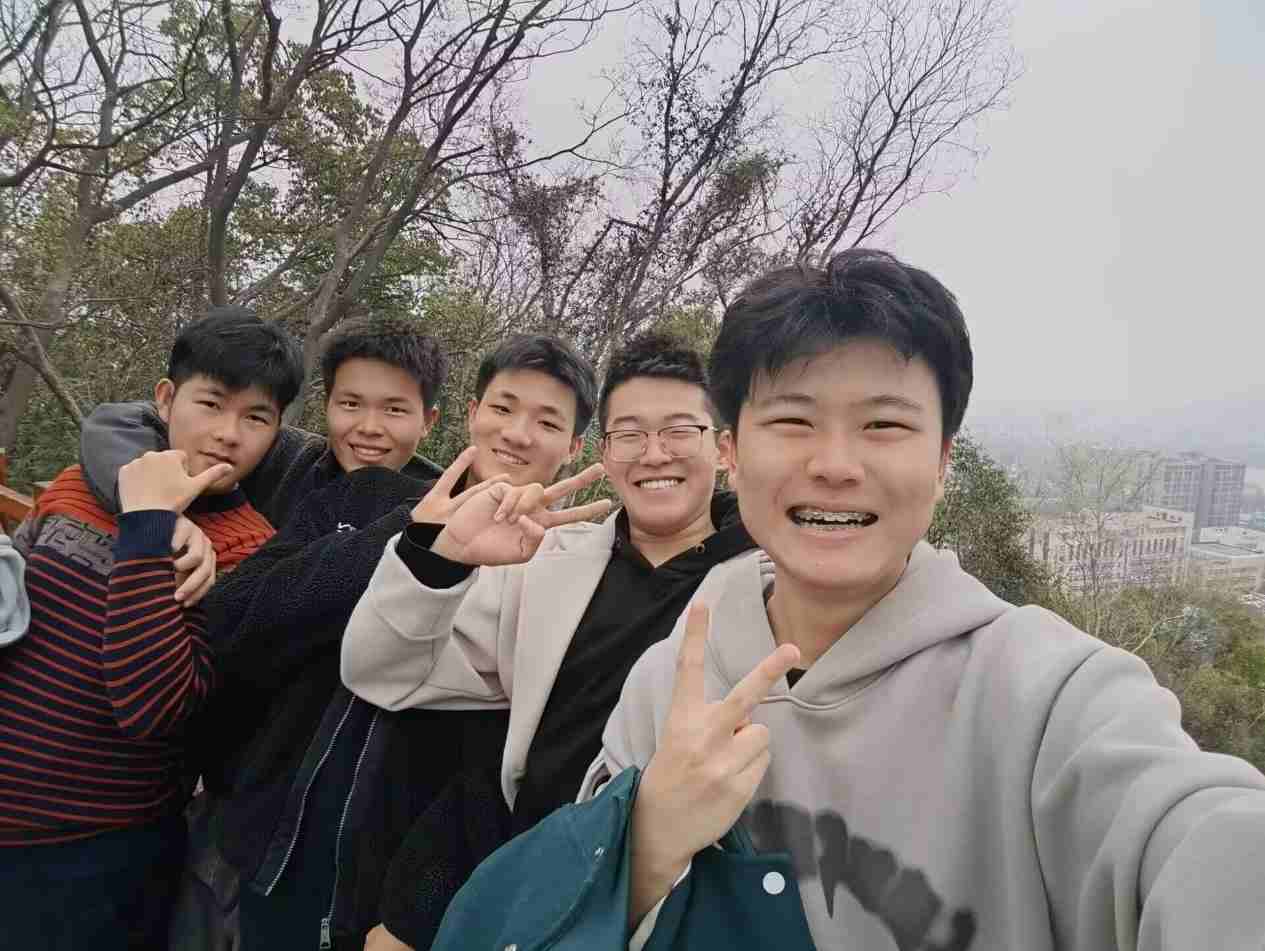 ���ՌW�������l(xi��ng)���롰��կ�������^�Mʷ��Ʒ�r���l(f��)չ��ƪ��