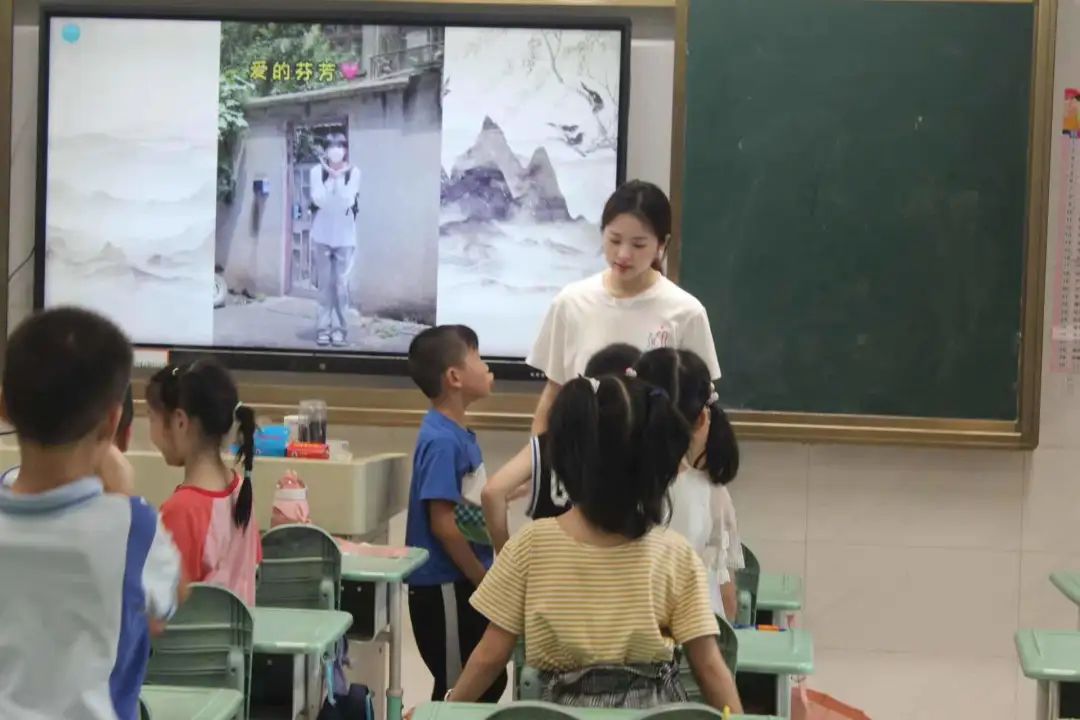 �A�д�W�������l(xi��ng)��������֮�Ķ������c��ʹ�p�򱼸�