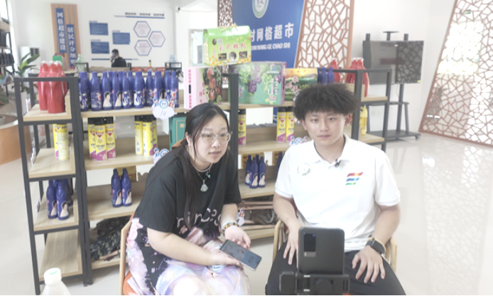 �����Ϣ���̌WԺ���ഺ���rչ�L�� ֱ����؛�����d