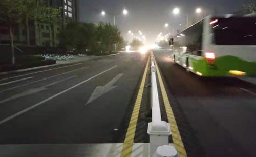 �������f