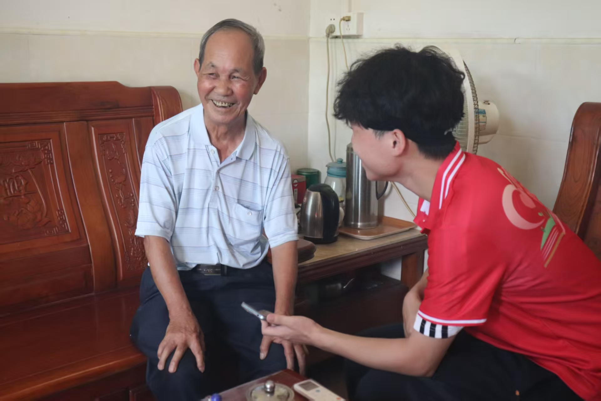 �V�����Ԅӻ��WԺ�W�ӣ�AI�x���������l���ഺ���������{��