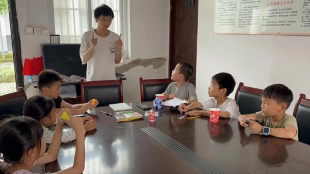 ���ഺ֮���c(di��n)���l(xi��ng)�����֮��
