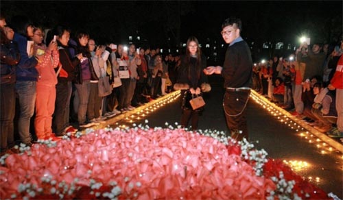 ��W�����μs����ȫ��Ů������֧Ԯ��