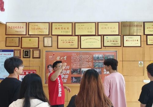 ���K�Ƽ���W(xu��)Ӌ(j��)��C(j��)�W(xu��)Ժ�_չ��֪�к�һ��(qi��ng)���I(l��ng)���a(ch��n)�̽Y(ji��)�ϴٰl(f��)չ���������(hu��)��(sh��)�`���(d��ng)