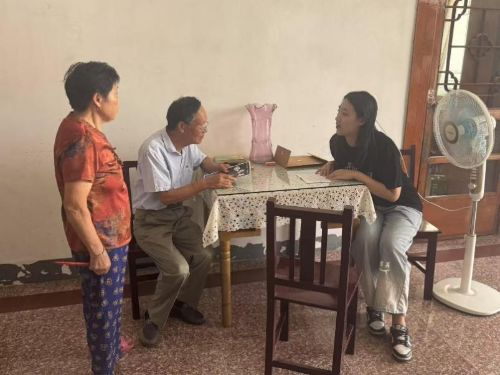 ���M�ٴ壺����W�����{��֮�ۣ��L�l�����d֮��