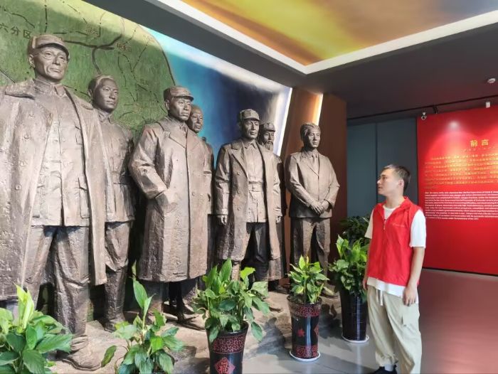 ���K�Ƽ���W(xu��)Ӌ��C�W(xu��)Ժ�_չ ��׷���tɫ���E������������� ����������`���