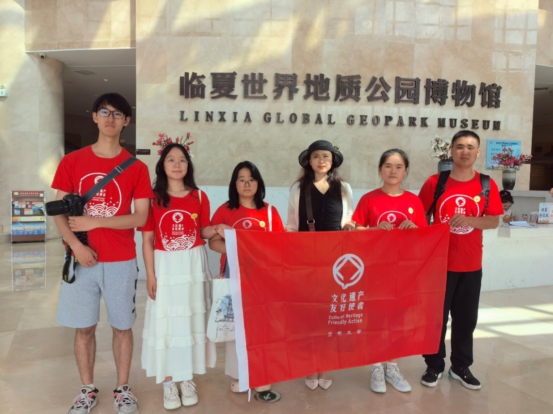 �m��W(xu��)��������z���С�����"�¹���Ʒ"�^ˇ��̽·�����n���¾�