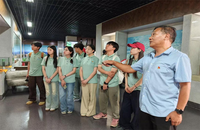 ���·��z���ഺ̽��