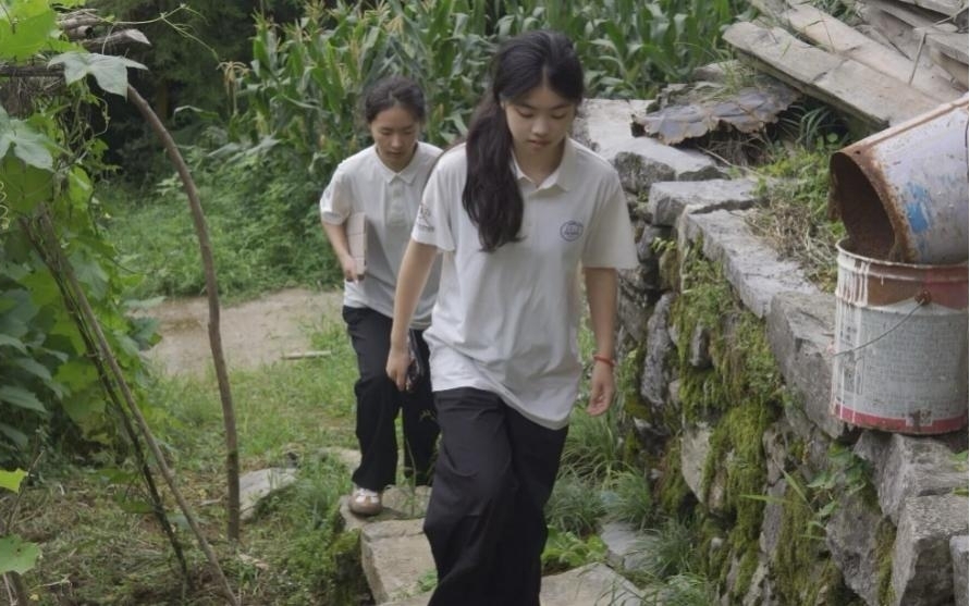 �ഺ�_��������(d��n)��(d��ng)���������ؑc��W(xu��)���Ǆ�(chu��ng)�l(xi��ng)�С���(sh��)�`�F(tu��n)����¡�^(q��)��Ůɽ�ֵ�̽��ƽ��Ӣ�۵ľ���D�V