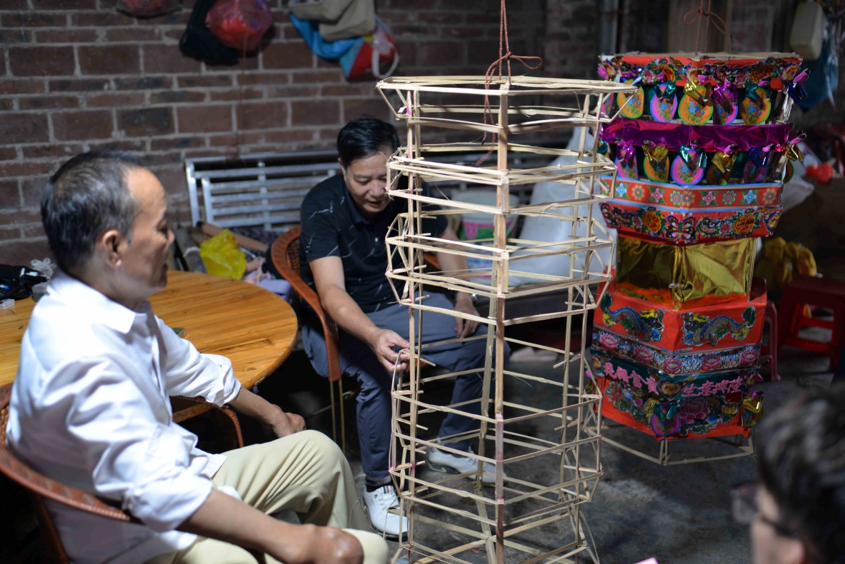 ����W(xu��)�����M(j��n)ľ���(zh��n)�����ഺ�x�����A�Ļ�����