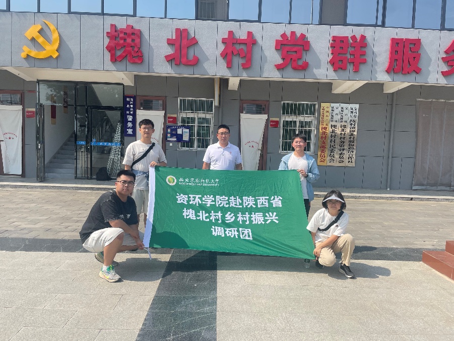 �������{�У��۽��a�I�Ļ� ��̽���d֮·