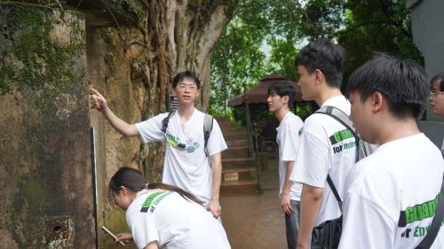 ���f�Gɫ������o(h��)�vʷ�P(gu��n)�������𹤭h(hu��n)���W(xu��)�����x�P(gu��n)�_(k��i)չ���B(t��i)���o(h��)�c��(��i)��(gu��)�������(d��ng)