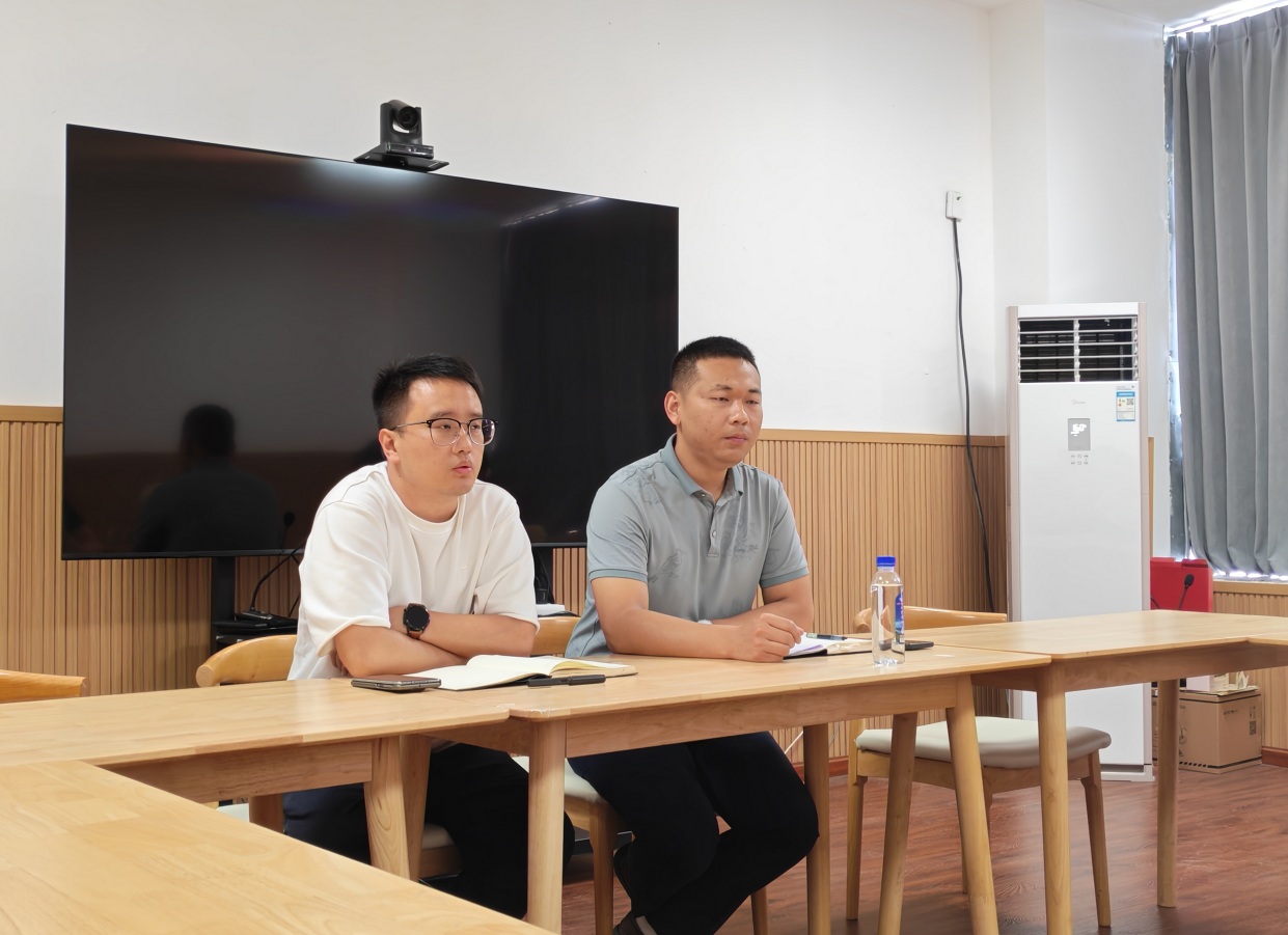 ���λ��ӷ���(w��)���� �V�������ഺ�A�¡�����Ϫ�^(q��)����Ӌ��־Ը�߳��L�o(j��)��