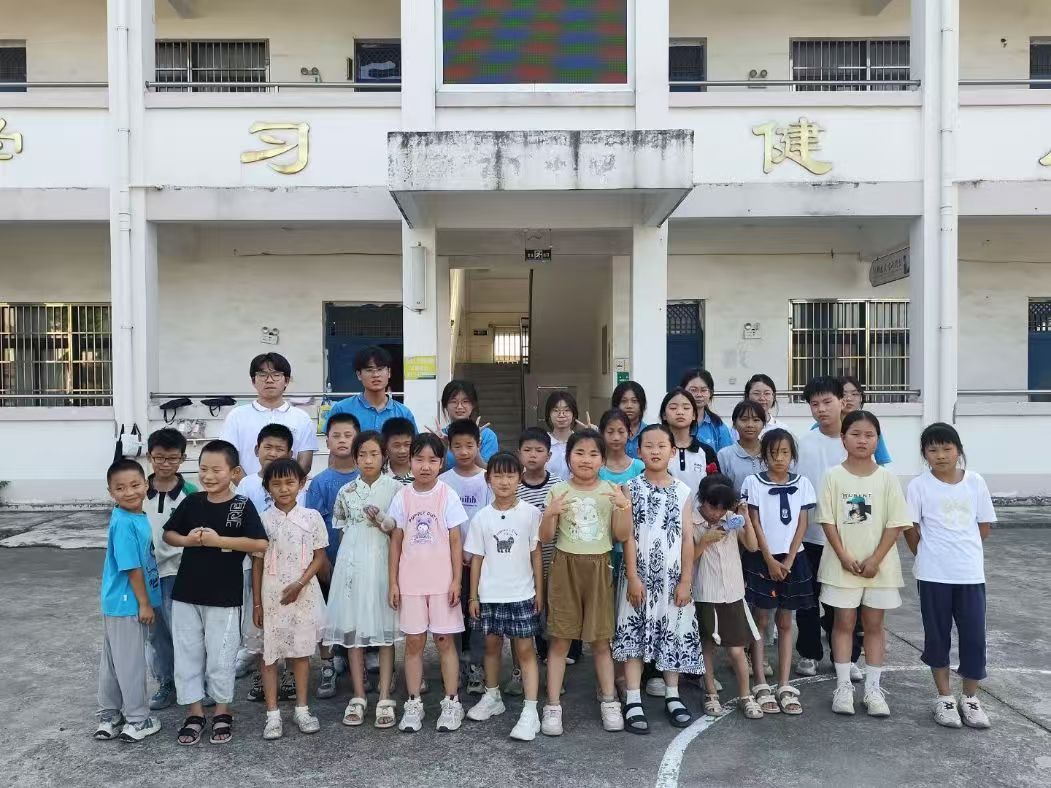 �۽��n�̣���ɫ�r�������W(xu��)+�ƌW(xu��)+ˇ�g(sh��)�������W(xu��)Ժ����־Ը��(li��n)�ϕ���ɫ֧���n���c���x��С�W(xu��)����