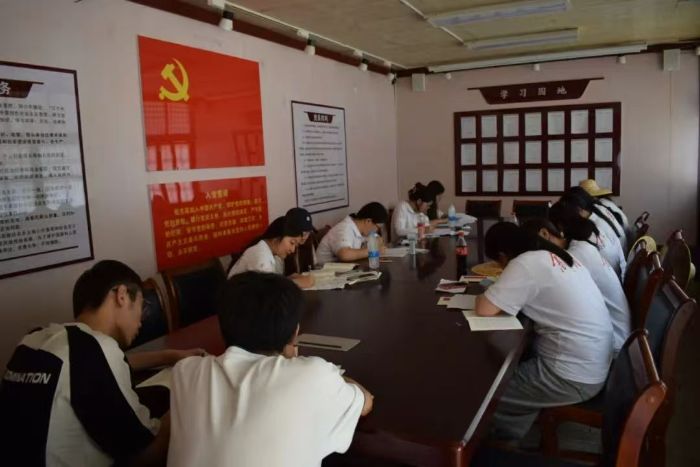 ��Ҝό��`�A�M�չ٣���Ժ�W���s�m�tɫѪ�}���ի@�M�M̤�����ọ́���Yƪ��