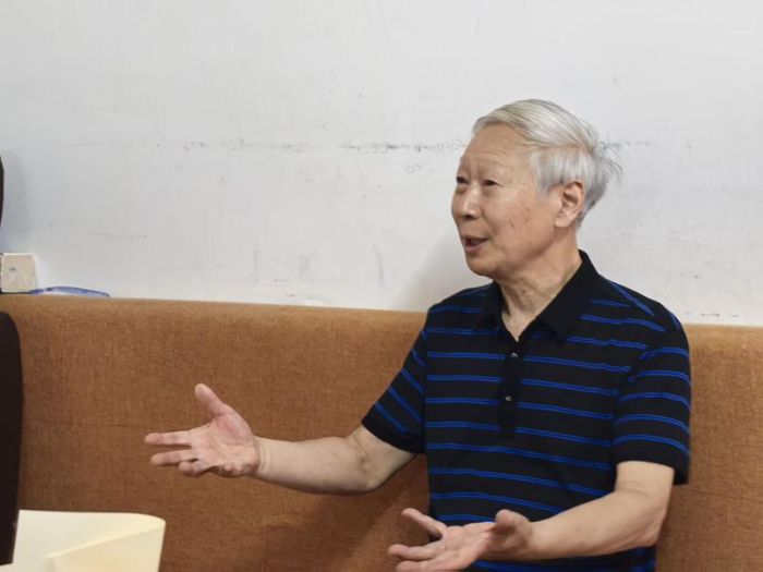 �܉�ϵ������L�衪��һλ�F·�̎��İ����o����