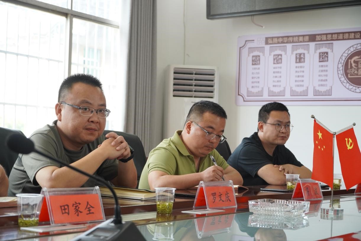 �ഺ�_���������l(xi��ng)�����h�߷����d�{(l��n)�D