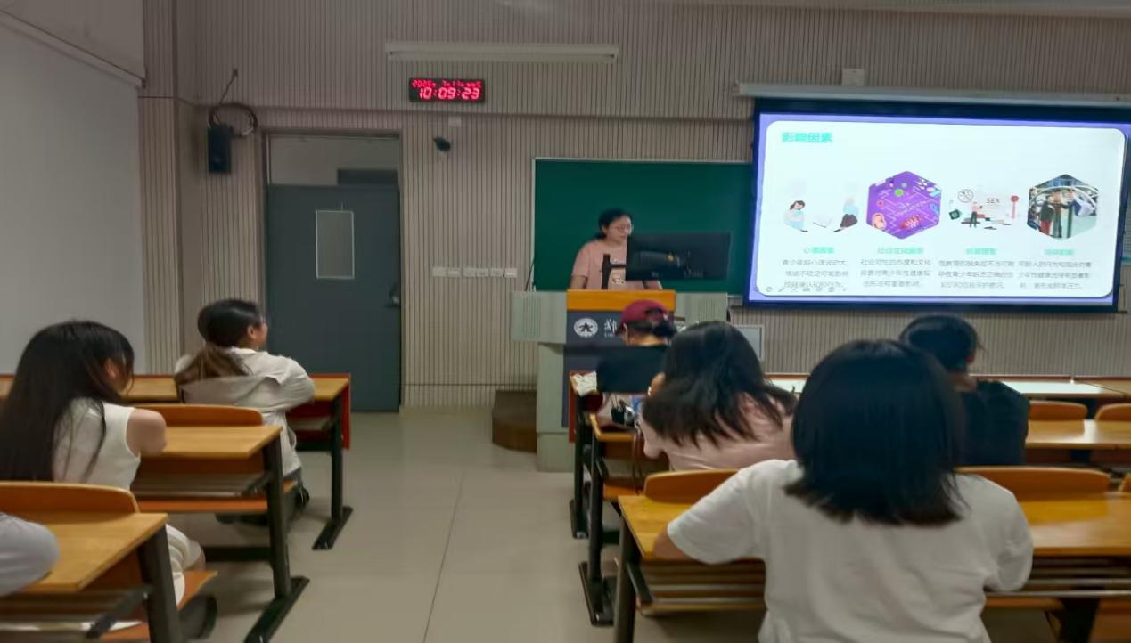 �����w�t�G�����������L·���ഺ�����o��Ӌ���MУ�@