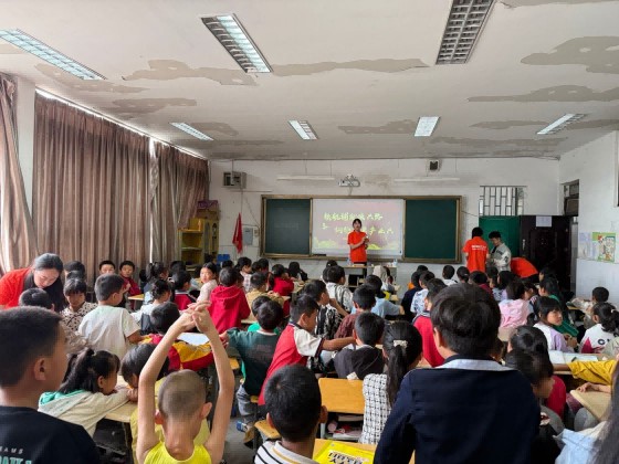 �Ĵ��p������W(xu��)�W(xu��)�ӡ������l(xi��ng)����ʯ����L��ͯȤ �F·���v���r(n��ng)�d